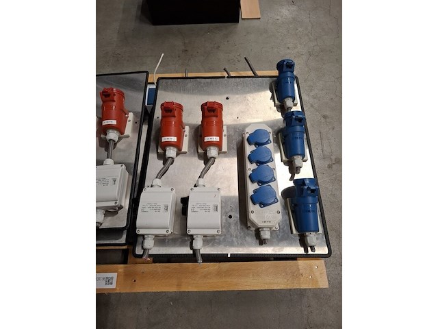 4x wandstroomverdeler - afbeelding 3 van  4
