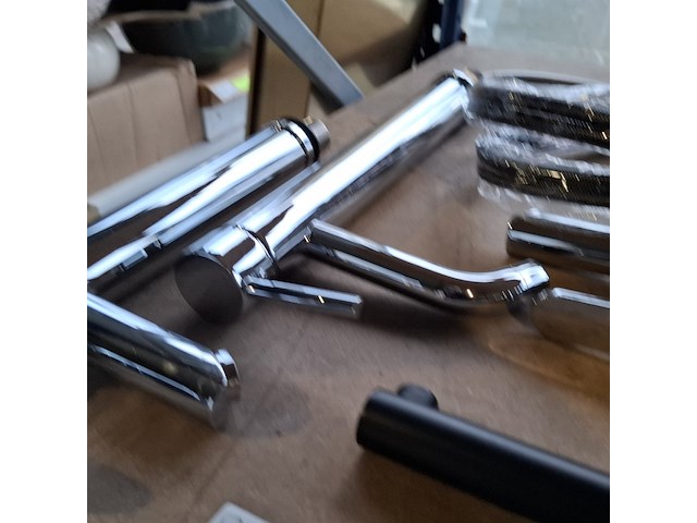 4x waskomkraan, 3x chroom - 1x mat zwart - afbeelding 7 van  11