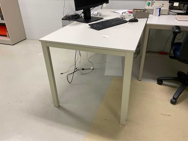 4x werkbank, 5x roldeurkast, 2x schuifdeurkast, 2x ladekast - afbeelding 10 van  20