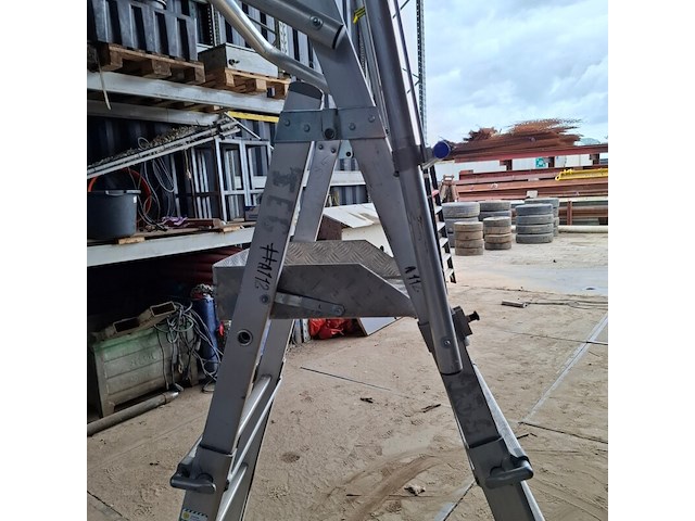 4x werktrap met bordes, o.a. stradbally - afbeelding 6 van  9