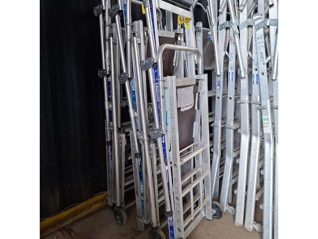 4x werktrap met bordes o.a. tubesca - afbeelding 2 van  13