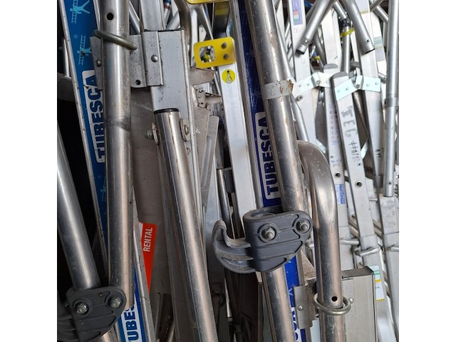 4x werktrap met bordes o.a. tubesca - afbeelding 5 van  13