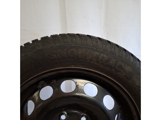 4x winterband met metalen velgen komen van een vw golf 5, vredestein, snowtrac 3 - afbeelding 12 van  16