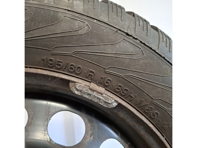 4x winterband met metalen velgen komen van een vw golf 5, vredestein, snowtrac 3 - afbeelding 13 van  16