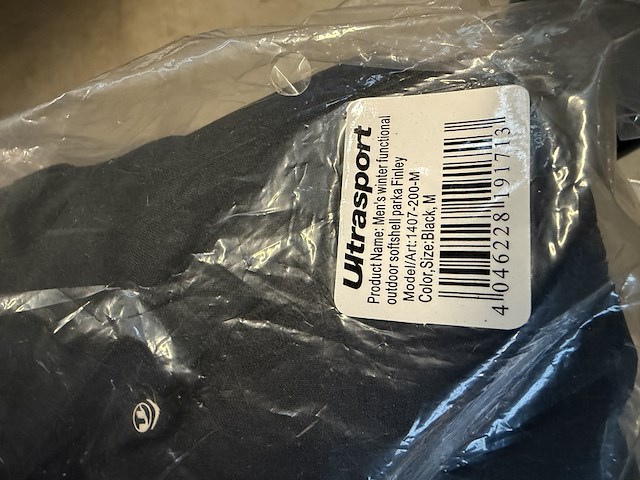 4x winterjas, 10x t-shirt, 1x broek ultrasport, lower east, rts - afbeelding 3 van  7