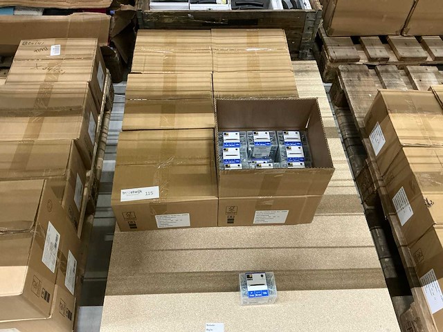 4x60mm universele schroef (144x) - afbeelding 1 van  3