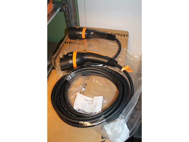 5 autolaadkabels / koppelkabels type 1 - type 2. 8m 3x2,5 mm2. - afbeelding 2 van  4