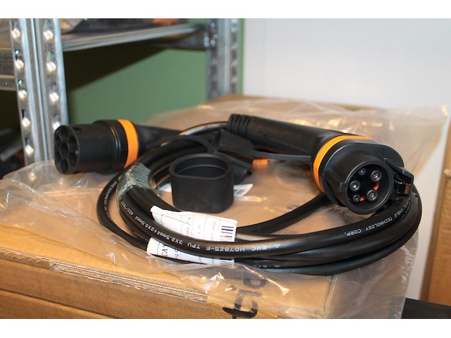 5 autolaadkabels / koppelkabels type 1 -type 2. 6m 3x2,5 mm2. - afbeelding 2 van  3