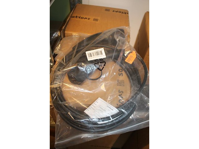 5 autolaadkabels / koppelkabels type 2. 6m 3x2,5 mm2. - afbeelding 2 van  4