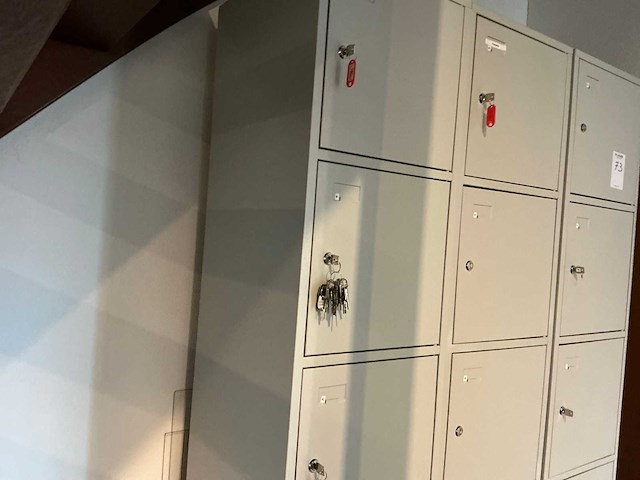 5 deuren lockerkast (3x) - afbeelding 3 van  9