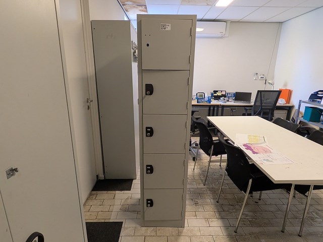 5-deurs lockerkast - afbeelding 2 van  7