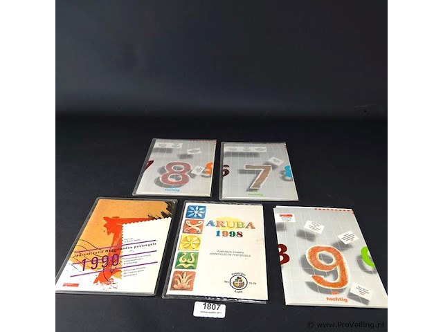 5 jaarcollectie postzegels sets - afbeelding 1 van  5