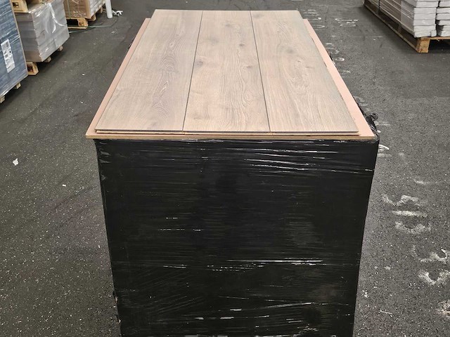 5 m2 laminaat plank - 1380 x 244 x 8 mm - afbeelding 3 van  3