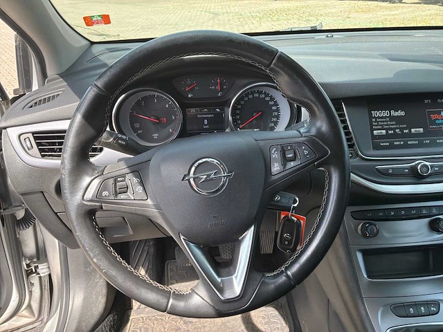 5 opel personenauto - afbeelding 13 van  49