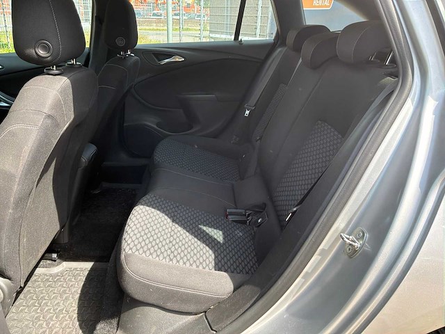 5 opel personenauto - afbeelding 16 van  49