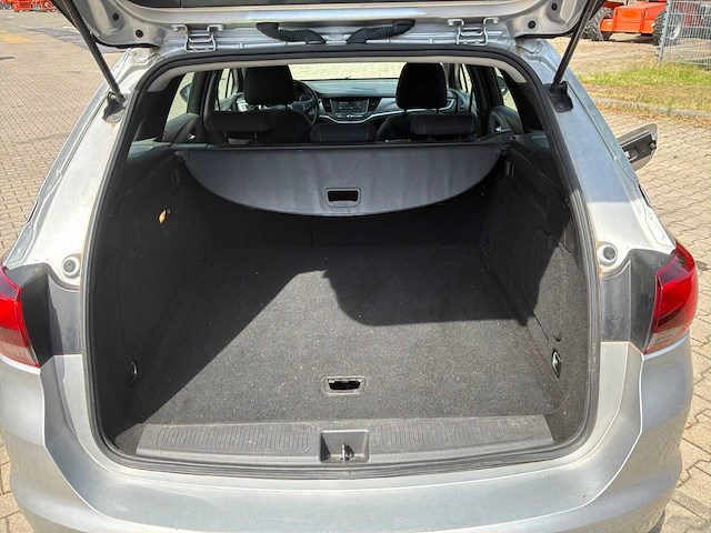 5 opel personenauto - afbeelding 24 van  49
