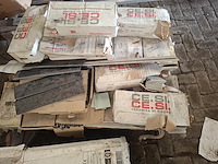 5 palleten met diverse tegels - afbeelding 3 van  5