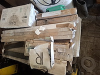 5 palleten met diverse tegels - afbeelding 4 van  5