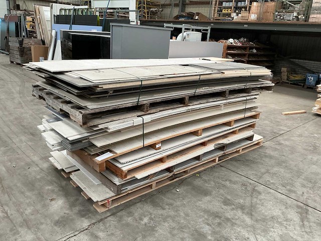 5 pallets plaatmateriaal fermacell - afbeelding 1 van  19