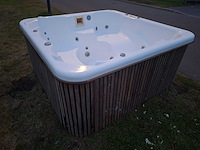 5 persoons jacuzzi en buitenspa - afbeelding 6 van  23