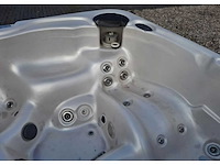 5 persoons jacuzzi en buitenspa - afbeelding 10 van  21