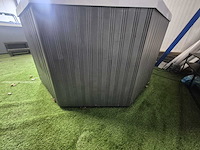 5 persoons jacuzzi en buitenspa - afbeelding 7 van  22