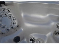 5 persoons jacuzzi en buitenspa - afbeelding 9 van  21