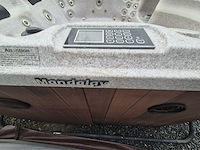 5 persoons jacuzzi en buitenspa - afbeelding 14 van  23