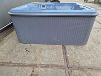 5 persoons jacuzzi en buitenspa - afbeelding 18 van  23