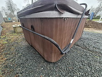 5 persoons jacuzzi en buitenspa - afbeelding 4 van  6