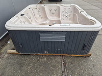 5 persoons jacuzzi en buitenspa - afbeelding 3 van  15