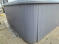 5 persoons jacuzzi en buitenspa - afbeelding 22 van  26