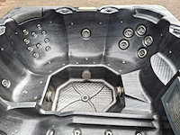 5 persoons jacuzzi en buitenspa - afbeelding 6 van  31