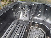 5 persoons jacuzzi en buitenspa - afbeelding 13 van  31