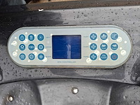 5 persoons jacuzzi en buitenspa - afbeelding 27 van  31