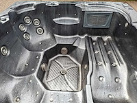 5 persoons jacuzzi en buitenspa - afbeelding 30 van  31