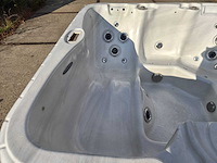 5 persoons jacuzzi en buitenspa - afbeelding 6 van  29