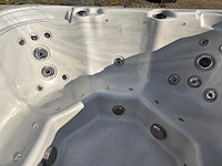 5 persoons jacuzzi en buitenspa - afbeelding 14 van  29