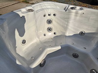 5 persoons jacuzzi en buitenspa - afbeelding 16 van  29