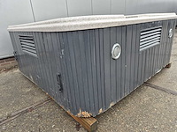 5 persoons jacuzzi en buitenspa - afbeelding 2 van  17