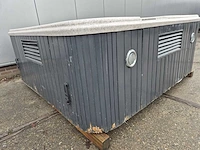 5 persoons jacuzzi en buitenspa - afbeelding 2 van  17