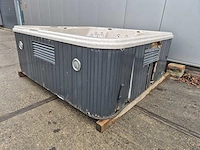 5 persoons jacuzzi en buitenspa - afbeelding 6 van  17
