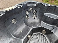 5 persoons jacuzzi en buitenspa - afbeelding 2 van  31