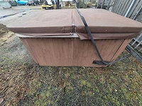 5 persoons jacuzzi en buitenspa - afbeelding 9 van  23