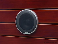 5 persoons outdoor spa 208x208 cm incl. 2 ligbedden - wit bad / mahonie kleur zijkant - afbeelding 4 van  21