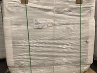 5 persoons outdoor spa 208x208 cm incl. 2 ligbedden - wit bad / mahonie kleur zijkant - afbeelding 18 van  21