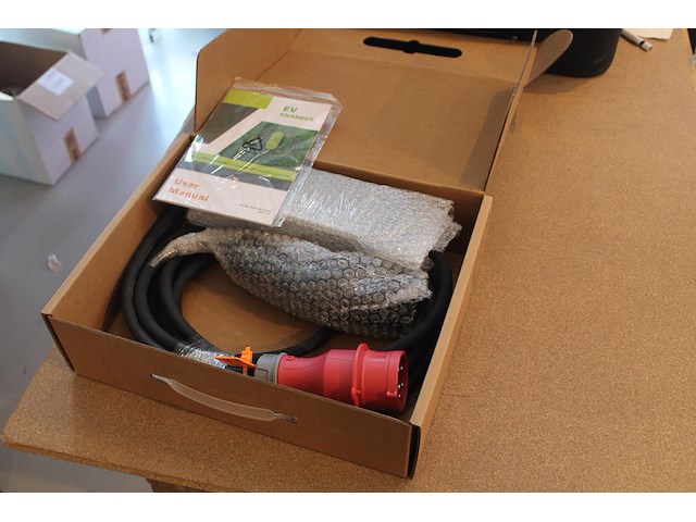 5 portable laadkabels 7 meter. cee16 rood naar type2. - afbeelding 1 van  3