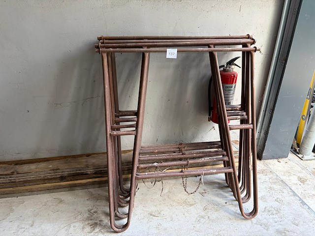 5 schragen 120cmen 6 steigerplanken 500 cm - afbeelding 1 van  2