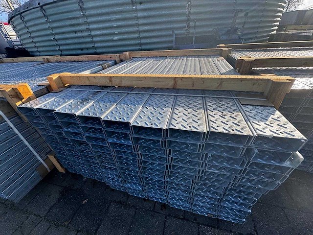 5 ton gegalvaniseerde stalen vloerpanelen - afbeelding 2 van  5