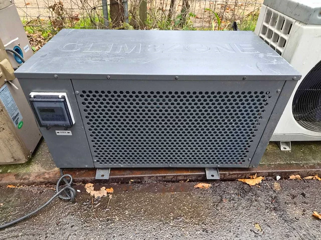 5 verschillende warmtepomp ten behoeve van jacuzzi’s - afbeelding 17 van  21